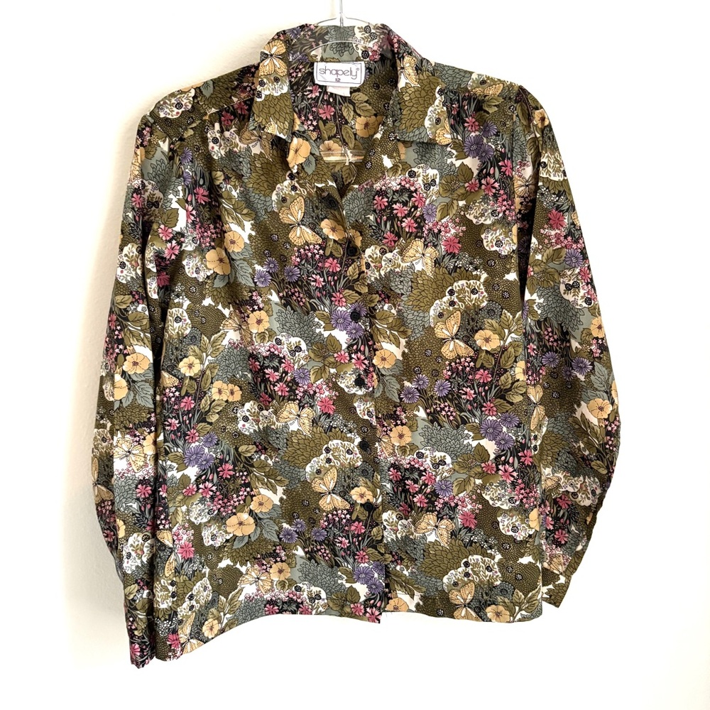 Shapely | VINTAGE Women’s Olive Green Pink Purple Floral Button‎ Up Top Size M